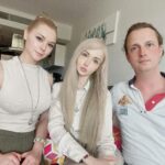Valeria Lukyanova Instagram - В омоложении есть 2 типа опций . Физические и энергетические Одно без другого почти не работает . Необходимо два крыла , чтобы «лететь» Схема такая : очищение по методу Эталонный Аватар и квантовые настройки . Суть в том чтобы по мере регенерации тела - трансформировалось ваше окружение . Под стать и образ . Если ваша задача стать девушкой , вас должны окружать парни и девушки вашего БИОЛОГИЧЕСКОГО ( то есть реального) возраста , а не паспортных данных ( если внешность и цифра не коррелирует). Если хотите энергию детства и выглядеть как подросток ( это дается не всем ) нужно подбирать людей для общения с игривым и детским сознанием , в хорошем смысле слова ! Если не совмещать эти 2 аспекта , то далеко не продвигаетесь ! Но есть самый главный 3 пункт, про него расскажу завтра на вебинаре с Константином Михеевым в 21 30 в своей группе ТГ, ссылка в профиле ! #amatue #омоложение