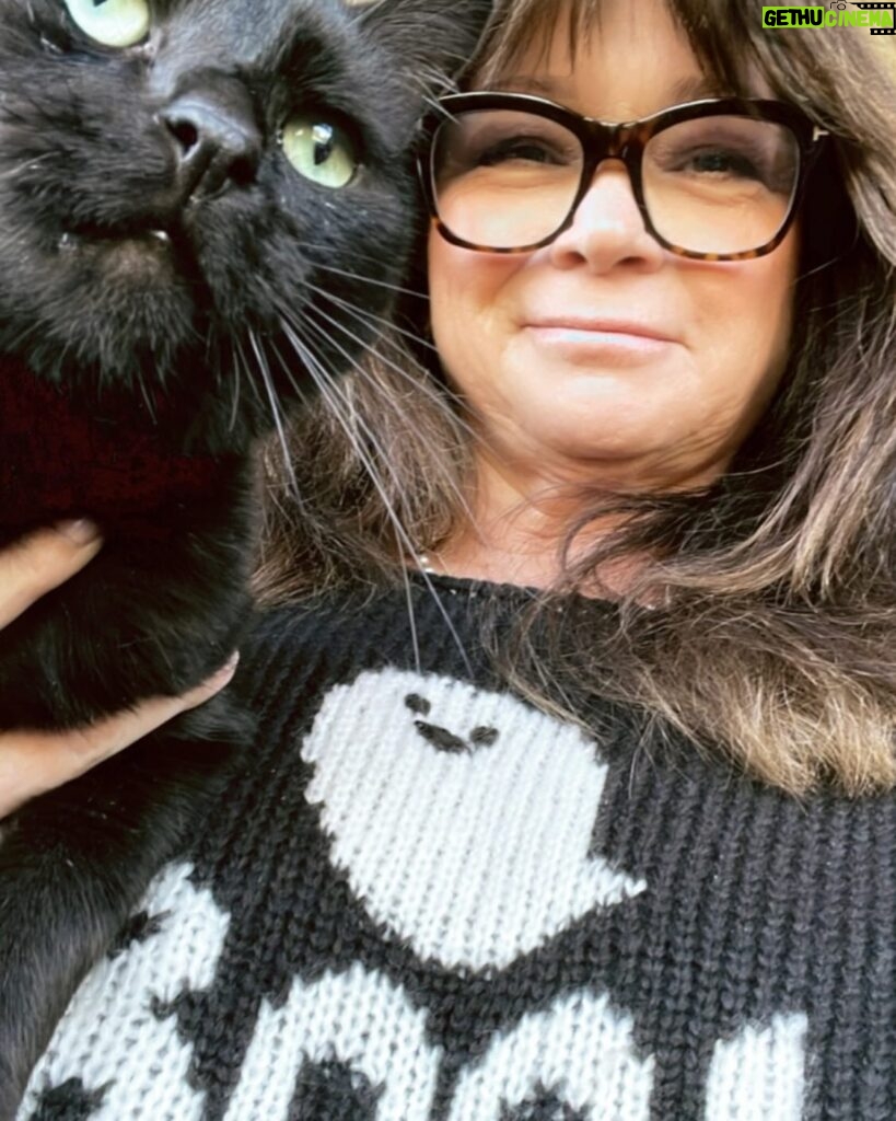 Valerie Bertinelli Instagram - 👻 🐈‍⬛