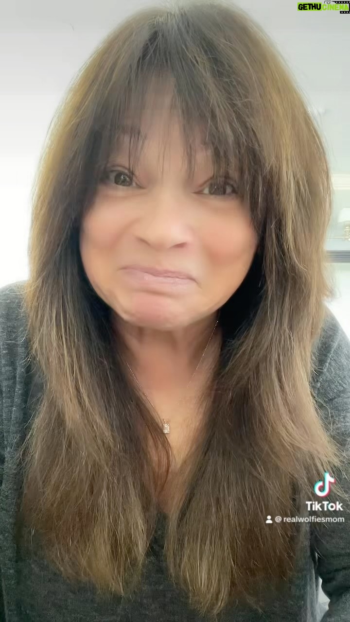 Valerie Bertinelli Instagram - Aging is such a trip 🤯