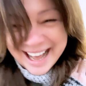 Valerie Bertinelli Instagram - This new year day is coming in so much happier than last year’s. From a young age, New Year’s Day has been one of my absolute favorite days, for the last 5-6 years it’s been one of the saddest. No more. There is so much to look forward to now, when before it just looked endlessly sad, scary, lonely and stressful. I have no idea what’s ahead for me and I’m not worried. I’m free. This new years day, 2023, is the first day of the rest of my life! I wish all of you every bit of joy and happiness and kindness that you claim. It’s all yours. Grab it! ✨Happy New Year✨ Love you 🤍