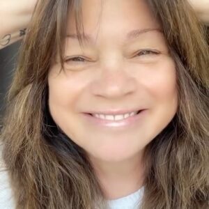 Valerie Bertinelli Instagram - F*%K THAT!” is a pivotal moment! 👊🏻 Say Amen! audio: @ana_del_castillo