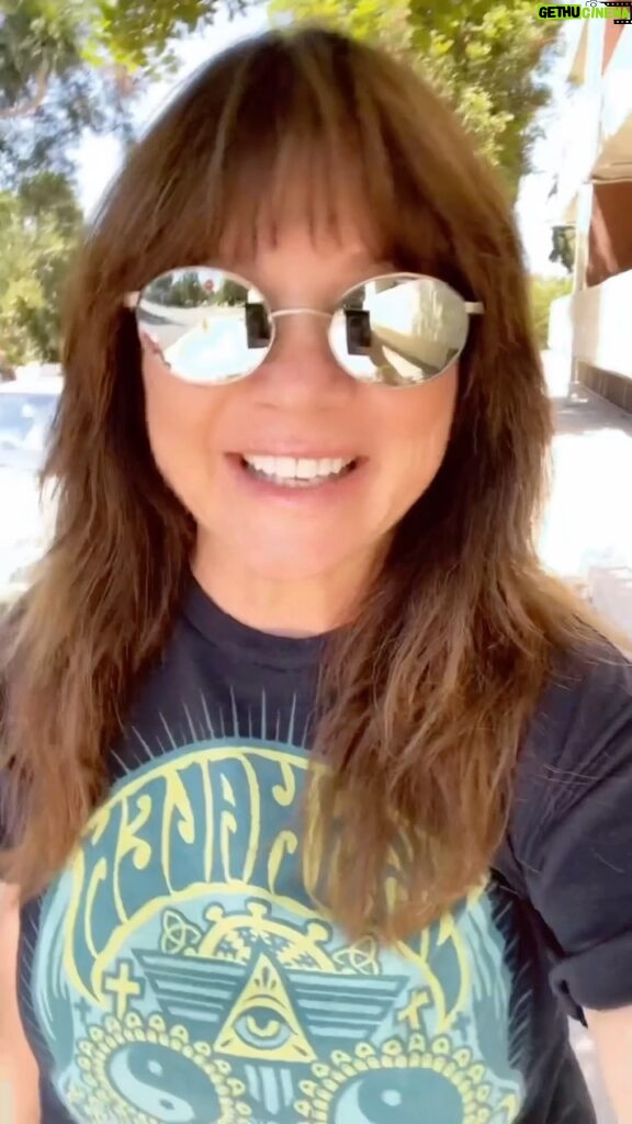 Valerie Bertinelli Instagram - Happy #DryJuly ✌🏻💗 day 20! @mylastbite @graceanatomypilates