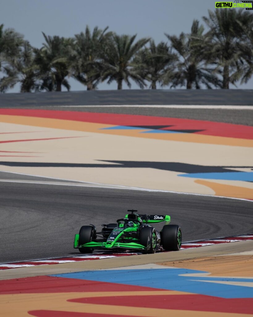 Valtteri Bottas Instagram - Testing ✔️ Next up Race 1 🏁 #VB77 #F1 #BahrainGP