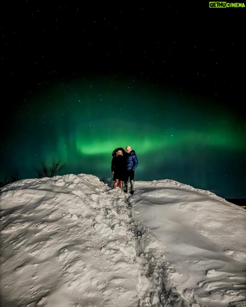 Valtteri Bottas Instagram - @stakef1team colours everywhere 💚 #VB77 #Arctic #Finland