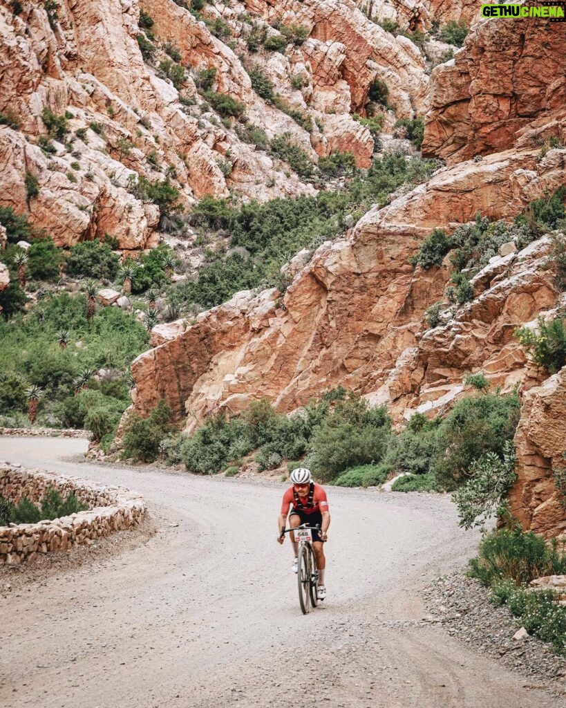 Valtteri Bottas Instagram - @swartberg100 170km 2900 elev gravel race ✔️ Solid day out. Beautiful & scenic course! I finished 6th in my age group meaning I qualified for the gravel world champs @gravelchampionshipsflanders. @tiffanycromwell was the hero of the day and won the women’s race 🏅 I raced for @fondationprincessecharlene @pcmfsouthafrica. My race kit will be auctioned later for the great causes the foundation supports 🇿🇦 Thanks for the weapon machinery as always @canyon & @sramroad 😎 #VB77 #gravel 📷 @badiejb
