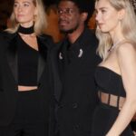 Vanessa Kirby Instagram - Such a beautiful night with @cartier family and three of my heroes, my angel sissie Boo, @jozepholiver and @labrinth 🤍 #CartierHighJewellery #LeVoyageRecommencé