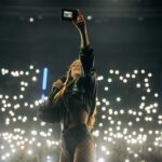 Vanessa Mai Instagram - HABEN WIR DAS GESTERN WIRKLICH ERLEBT? Ich hatte den Spaß meines Lebens!! STUTTGART wir müssen uns wiedersehen!!! Ich hab euch den ganzen Abend nochmal ins Highlight ZUHAUSE2024 gepackt. Ich möchte an dieser Stelle dem Team im Hintergrund danken, die diesen Abend erst möglich gemacht haben. Ihr habt alles gegeben und noch mehr. Deshalb aus tiefstem Herzen DANKE, dass ihr mir diesen Traum ermöglicht habt. Und ohne die Menschen, die uns sehen wollen, geht es natürlich auch nicht. Deshalb DANKE an alle, die sich gestern Abend für uns und das Konzert entschieden haben... Ich hoffe, dass ihr mit einem schönen Gefühl schlafen gegangen seid… Ich auf jeden Fall. ❤️ Wir sehen uns auf ZUHAUSE BEI DIR TOUR ab November!!! Wer nicht so lange warten möchte, wir spielen richtig schöne Sommer-Konzerte. Vielleicht ist ja ein Termin für euch dabei? Egal wann, ich freu mich schon einen auf ein Wiedersehen!! 🫶🏼 📸 @niko.neithardt