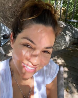 Vanessa Marcil Instagram - Kass coming home to bbq with us today so I’ve been up all morning sitting outside watching the front gates like the little bitch that I am now.....😝😊🔥🤸🏽‍♂️#singlemomstrong