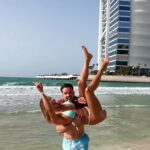 Vanessa Mariposa Instagram - I like the way you kiss me… 😄😜 _______ #vanessamariposa #burjalarab #burjalarabdubai #dubailife #summersalt #palmjumeirah #couplevideos