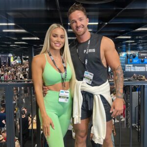 Vanessa Mariposa Instagram - FIBO 2024 💥

Wir waren die letzten Tage auf der Fibo und es war wie jedes Jahr überwältigend. Nicht nur, dass ich SO viele von euch getroffen habe, auch so viele Menschen die sich alle für Fitness interessieren 💪🏼😍 was für eine geile Community! An dieser Stelle wollte ich mich bei jedem einzelnen von euch bedanken 🥺 All der Support, die vielen Markierungen auf Bildern, lieben Nachrichten & vorallem, dass ihr euch jeden einzelnen Tag all meine Sachen hier bei Instagram anschaut und ich euch motivieren kann, freut mich sehr!! DANKE für alles 💪🏼🔥 #bestefitnesscommunity 
_______
#vanessamariposa #fibo2024 #fitnessmotivation #vanessamariposafitness #fitnesscommunity #couplefitness #cologne #fitgirls_inspire
