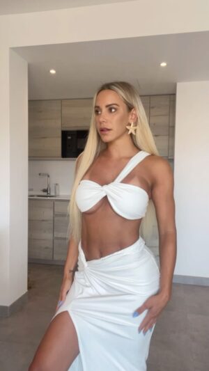 Vanessa Mariposa Instagram - SHEIN TRENDFARBEN 🦋✨🩵🐚
Welches Outfit gefällt euch am besten?

🦋 31776754
🐚 9930149
🦋 27937008
🐚 30255702

Die Outfits könnt ihr NUR mit dem Code finden. Gib diesen Code in der Suchleiste auf der Homepage für die #sheintrendy Outfits ein 
SUCHCODE: K33C6 😍

trendy bleiben, shein kaufen 🫶🏼

@sheinofficial @sheingermany
anzeige
______
#vanessamariposa #Anzeige #sheintrendy #sheinforall #loveshein #ad #Werbung #palmademallorca #outfitdetails #frühlingslooks