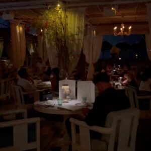 Vanessa Mariposa Instagram - What an amazing evening with delicious food 🤤🐟 @luckyfishdubai 
______
#vanessamariposa #luckyfish #luckyfishdubai #westpalmbeach #nightoutfit #allblackoutfit