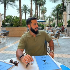 Vanessa Martins Instagram - 2a vez pelo Dubai. Desta vez a viver a cidade de forma diferente. Com turismo à mistura quisemos perceber como seria fazer vida por lá. Adaptámos as nossas rotinas de Portugal lá e apesar de ser uma forma de viver diferente, Dubai é sempre incrível de conhecer e um “até à próxima”. 
E vocês o que mais gostaram na vida Dubayy?

#PlatinumHeritage #BeAHERO#
@platinumheritage