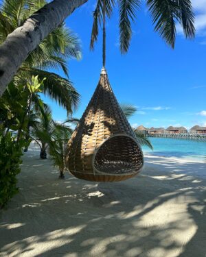 Vanessa Martins Instagram - Maldives Unposted 🏝️
@constancehotels 
@bestravel.viagens 
@tuiportugal