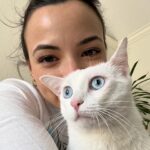 Vanessa Merrell Instagram - My aesthetic is: sweatshirts with a dash of cat hair