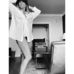Vanessa Ray Instagram - Under pack: you don’t have the ONE shirt you want. Over pack: you only wear ONE shirt. #vacation #anniversary @hm @terranearesort @chanelofficial @andotherstories #therewillbetacos