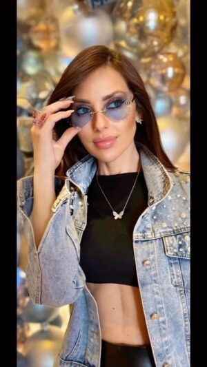 Vanessa Villela Instagram - How’s your year going? 🥰 ❤️
“The Wave Of Love” Collection based on Butterflies 🦋 which for me represent Love, Hope, Transformation, Faith, Strength, Empowerment, Sisterhood, someone who is no longer with us, Friendship and much more.🥰🤗🦋🦋🦋🦋🦋🦋🦋 What do they represent to you? 

Get your sunglasses, rings, necklaces, or all and start spreading Love with me❤️❤️❤️❤️ 
You can  get yours at www.VanessaVillela.com 
Link in BIO 😊❤️🦋

La colección The Wave of Love esta basada en Mariposas que para mi representan Amor, Esperanza, Transformación, Fe, Fortaleza, Empoderamiento, Hermandad, alguien que ya no está con nosotros, Amistad y mucho más. 🤗🦋🦋🦋🦋🦋🦋 🦋 ¿Qué representan para ti?

 Lentes de sol, anillos, collares y pronto mucho más ❤️❤️❤️❤️
Puedes conseguir el tuyo en www.VanessaVillela.com
Enlace en BIO 😊❤️🦋