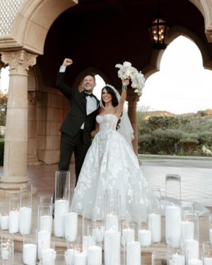Vanessa Villela Instagram - Walking into our first dance was one of the most magical  moments of the wedding 👰🏻‍♀️🤵🏻‍♂️🥰❤️ I had tingles all over my body, I literally went to the moon and back🌙💫my prince, my husband, my best friend @tomfraud 😍Forever Te Amo!!! ❤️🦋❣️🦋❤️🦋❣️❤️🦋❣️

@Brides Exclusive

Wedding Dream Team🤩

Wedding designer and planner @ladee_designs 
Flowers @nancylobodesigns 
Dress  @galialahav 
Veil @forlovebridal 
Styling @genaromaldo 
Jewlery by @justdesi 
Makeup @pepegutierrezoficial 
Hair @elieraadelia 
Crown @mariaelenaheadpieces 
Tuxedo by @zegliobeverlyhills 
Venue @fairmontgranddelmar