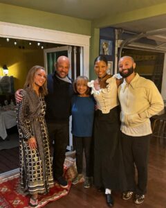 Vanessa Williams Instagram - Thanks to my world traveling brother @chris.williams_ for hosting and @gagawilliams for your usual culinary mastery 🍽️ Happy Thanksgiving 🦃 🧡