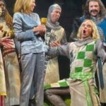 Vanessa Williams Instagram - Oh what an opening night at @spamalotbway 👑 Hilarious cast with its side splitting humor from beginning to end …and at the end I got chosen to get my own grail 🏆 by my favs that I adore @michaelurielikesit @jmiglehart @lesliekritzer