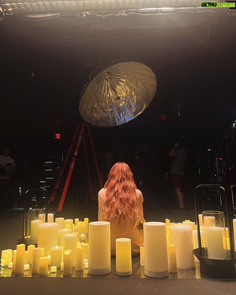 Vanessa Williams Instagram - BTS ~Second video shoot complete Feeling the Zen in the moonlight🌕