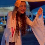 Varsha Bollamma Instagram - Sky full of lanterns and a heart full of dreams :’) I remember looking up at the sky and tearing up :’) Though 2023 has been bittersweet, it filled my heart with extreme gratitude and love for everything and everyone :’) Thank you 2023 for all the love and lessons 🩵 Happy new year everyone 🤗🤍 . . #skylantern #lantern