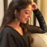 Varsha Bollamma Instagram - Haters will say that’s not a dimple 😌🤭🖤 .