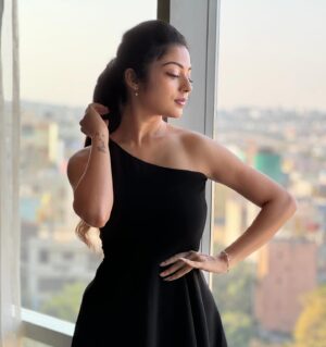 Varsha Bollamma Thumbnail - 248.9K Likes - Most Liked Instagram Photos