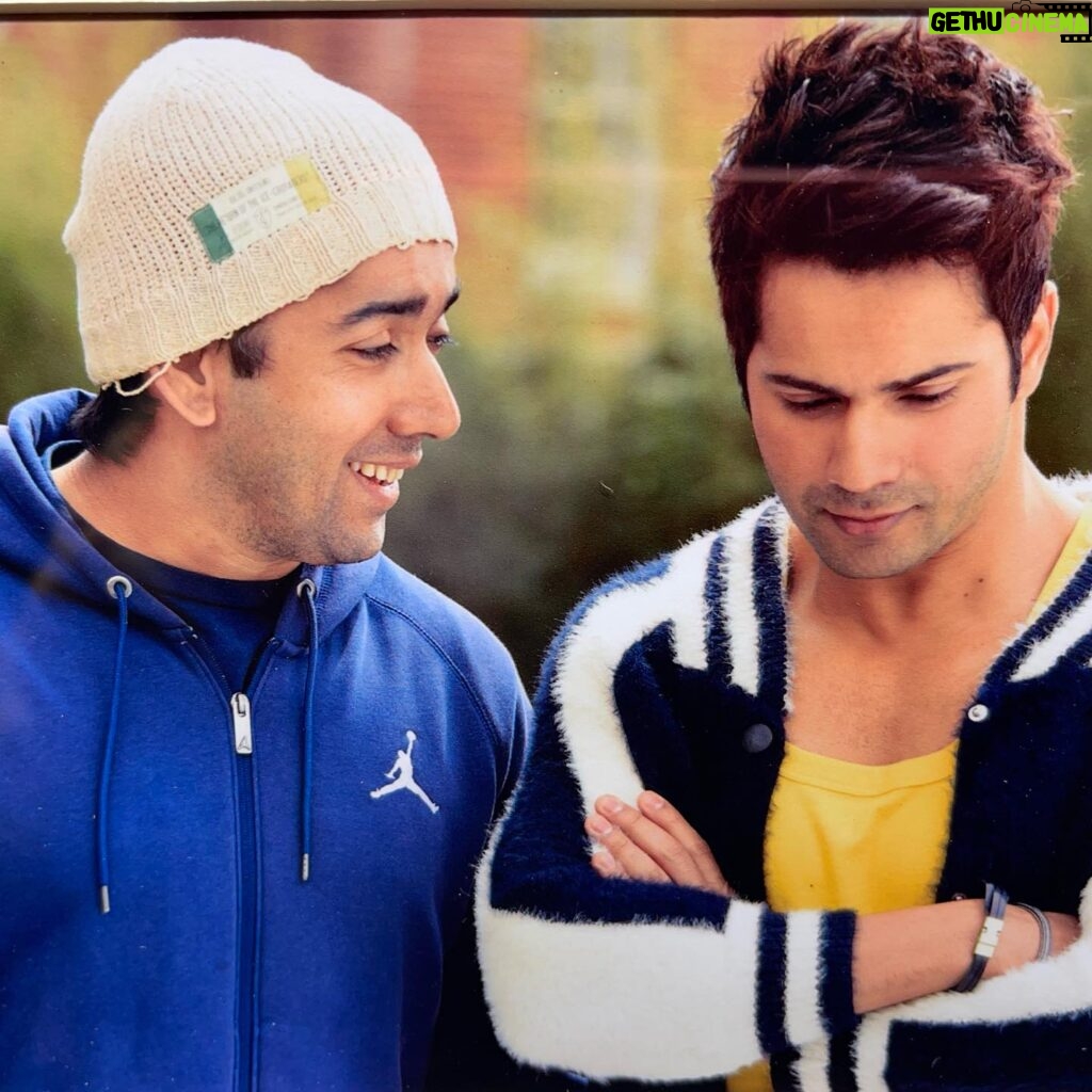 Varun Dhawan Instagram - I would be no where in life without my elder brother. The first person who believed in me was my brother.#happysiblingsday