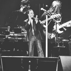Verónica Castro Instagram - El Paso que belleza de público, como se extraña. Gracias 🙏 mi hijo gozó 😃 su  Presencia @cristiancastropop ☪️💟😘