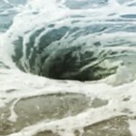Vera Holtz Instagram - Descension | Anish Kapoor
