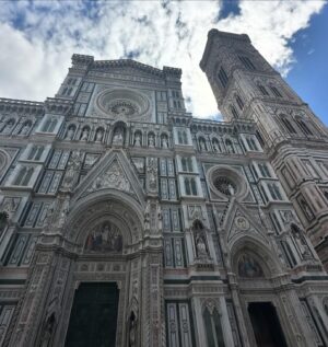 Vicky Martín Berrocal Instagram - Primera parada Florencia🤍