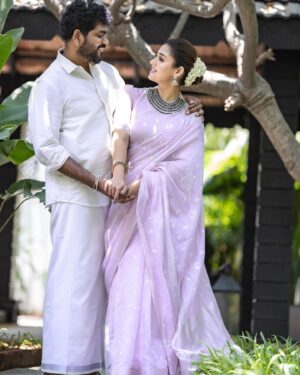Vignesh Shivan Instagram - உன் வேட்கை பின்னாலே… ❤️❤️❤️
என் வாழ்க்கை வளையுமே ❤️❤️❤️❤️❤️

@nayanthara