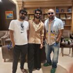 Vijay Deverakonda Instagram - My Fav boyss ❤️❤️ @sandeepreddy.vanga @gowtamnaidu