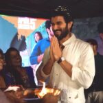 Vijay Deverakonda Instagram - Tirupathiiiiii ❤️ I love you all.. Malli ochesta tondarga :) #FamilyStar