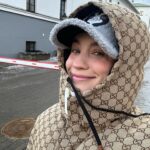 Viktoriya Dayneko Instagram - Пока вся моя лента в Тае, мы съездили на несколько дней погулять в Минск на машине. Погода была прекрасной, прогулки тоже. Чудесный мини-отпуск в трениках и без мейкапа. Ну и курс повышения водительской квалификации прилагался автоматом.