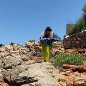 Vitória Falcão Instagram - 28 anos passando do ponto no sol (som: tsssssssss ❤️‍🔥🥴)
mas aos encontros e mergulhar com snorkels e as cerejas que n tirei foto, alegriaaaaaa (: