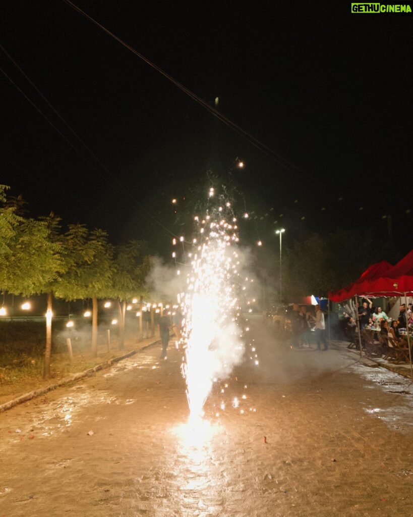 Vitória Falcão Instagram - o pipoco do são joão no pernambuco 🤍