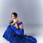 Vivian Sung Instagram - 我們的金馬60 💙 👗 @davidkomalondon 💎 @bulgari 👠 @renecaovilla @renecaovilla.tw 💃@eavecning @ningstyling 💇 @80s_ares 💄 @clairechangmakeup @21caratmakeup 📷 @riio666 📝 @anshia_flower @goldenhorsefilmfestival #tghff #金馬60