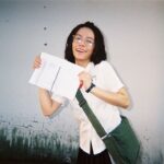 Vivian Sung Instagram - 晚上見囉！同學們 👩🏻‍🎓🧑🏻‍🎓👨🏻‍🎓 ⚜️🐎6️⃣0️⃣🪪 👓✨📖💗 #我的少女時代 #林真心 #居然已經十年了 #金馬60 #變身大作戰