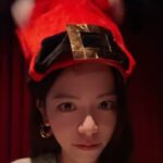 Vivian Sung Instagram - 不可能這麼會劈ㄅ！？ ◉‿◉ #聖誕節快樂 #每年必玩的交換禮物 #這個禮物優秀 🎄🍗💝🦃️✨🤶🏻