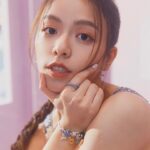Vivian Sung Instagram - 今年的聖誕禮物，就決定是你了 @theofficialpandora 💎❤️✨🎀🎁 #PandoraMoments #MomentswithPandora #PandoraTW #lovesunboxed
