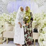 Wan Sharmila Instagram - Rezeki awak Shamira & Tam! Alhamdulillah & congrats. Selamat pengantin baru. ♥️👰‍♀️🤵🏽