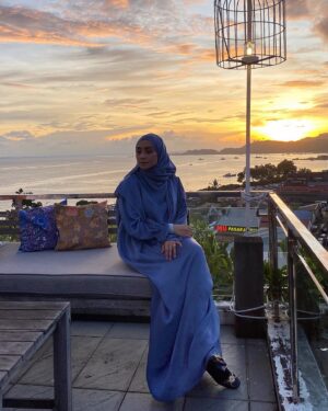 Wan Sharmila Instagram - If you are grateful, I will surely increase you. ( in favor) - Surah Ibrahim 14:7

When in Sandakan, Sabah. 
Terima Kasih semua! Ada rezeki kita jumpa lagi. Syukran @muslimahazzahraofficial