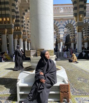 Wan Sharmila Instagram - Forevermore ♥️ 🕋 

Happy weekend!

#mecca #quba #madinah #medina