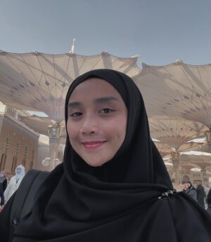 Wan Sharmila Instagram - Forevermore ♥️ 🕋 

Happy weekend!

#mecca #quba #madinah #medina