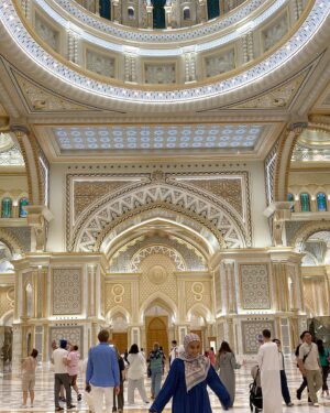 Wan Sharmila Instagram - Last day puasa. Thank you Abu Dhabi. 
- Louvre Abu Dhabi
- Qasr Al Watan
- Sheikh Zayed Grand Mosque 

#abudhabi