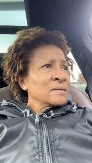 Wanda Sykes Instagram - On Saturday I had a hot dog for lunch…