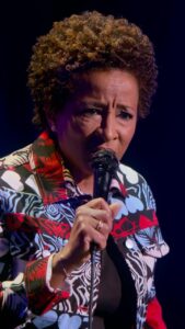 Wanda Sykes Instagram - My new special “I’m An Entertainer” is streaming now on @netflix