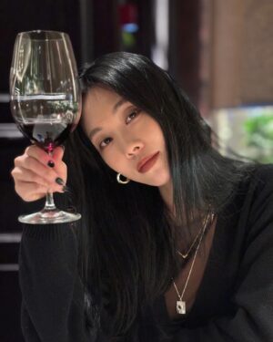 Wang Feifei Instagram - 平安喜乐✨